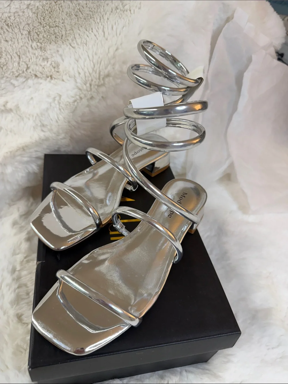 Modatope Metallic Silver Spiral-Strap Gladiator Sandals